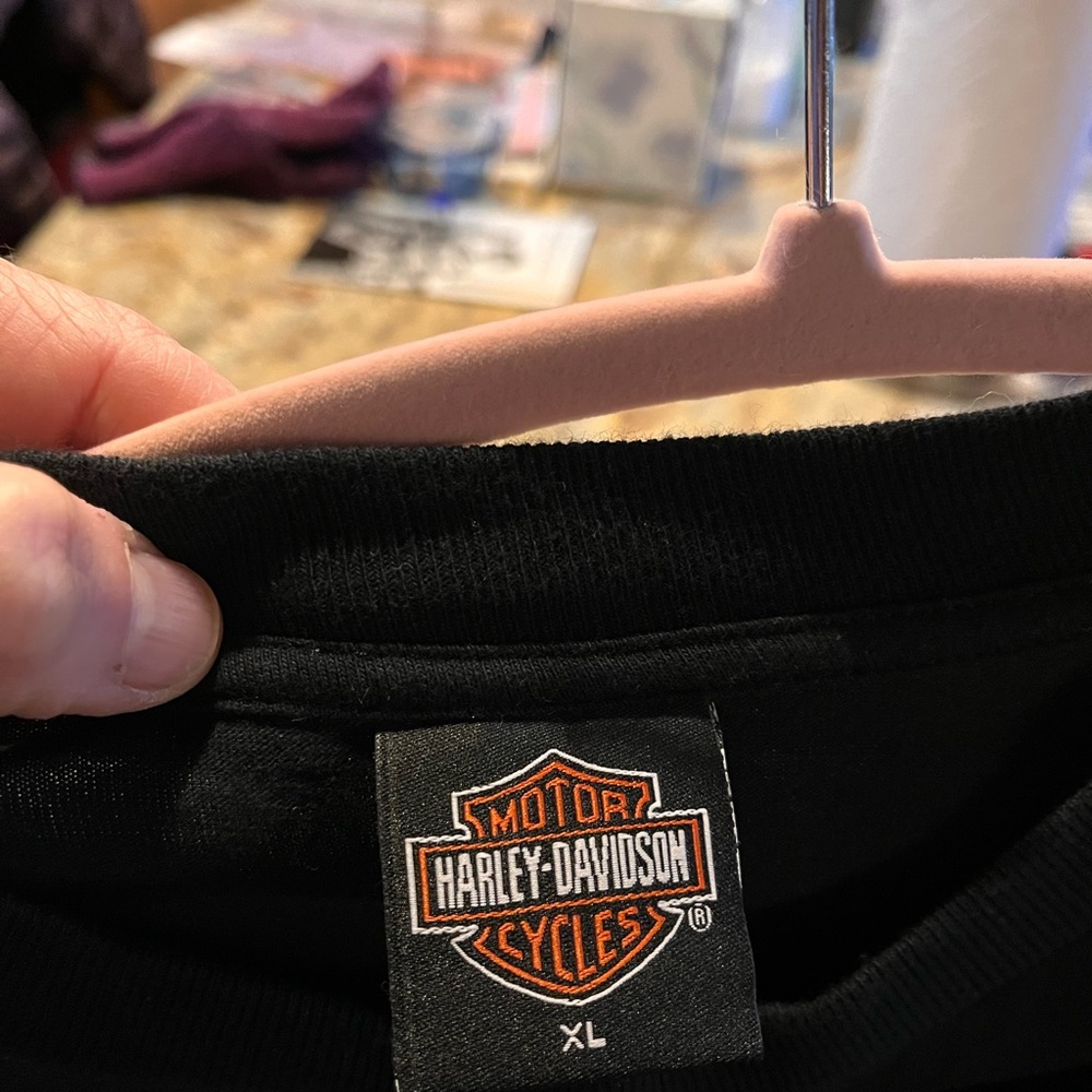 Harley Davidson t shirt . 100 % cotton. Size  xl